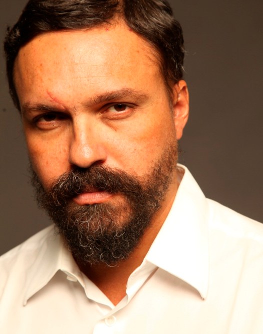 Paulo Scott: "Um escritor precisa teimar, manter-se naquilo que acredita e continuar". Foto: Foz Editora/ Divulgação