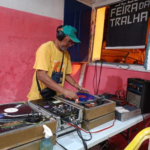 O dj Joaquim Zion - foto: Zema Ribeiro